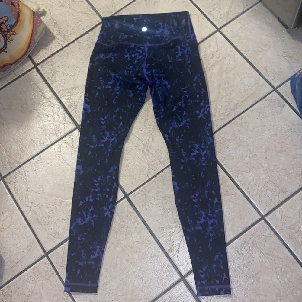 Lululemon leggings - Picture 3 of 3